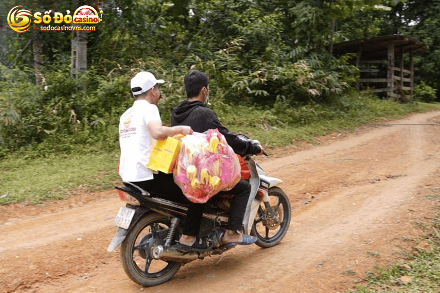 SODO Casino Giúp đỡ bà con vùng núi Lạng Sơn 2