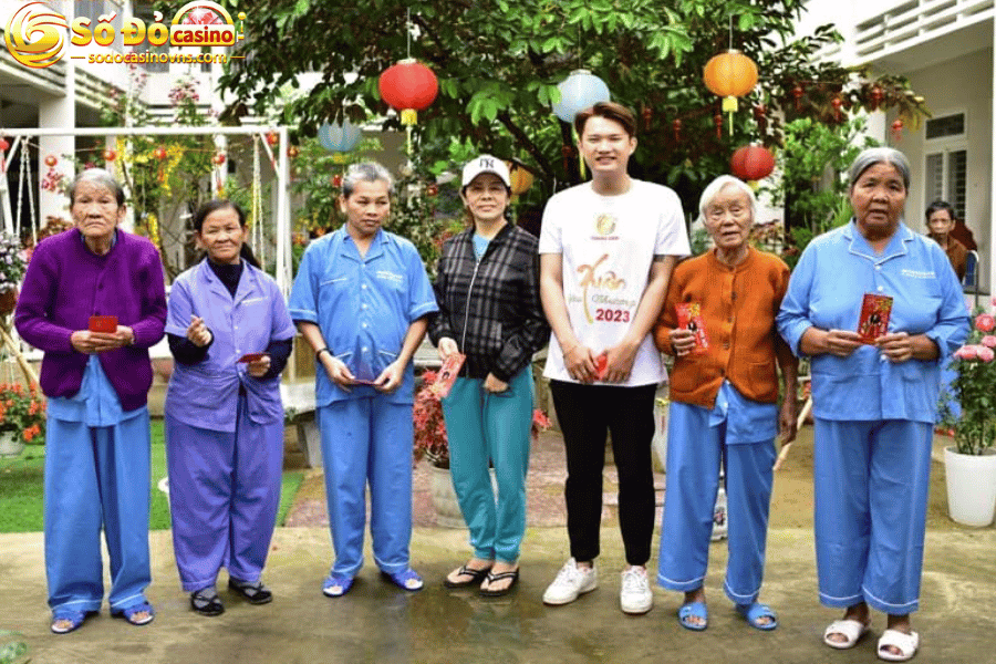 SODO Casino Thăm hỏi cô chú tại trung tâm bảo trợ Đà Nẵng 2